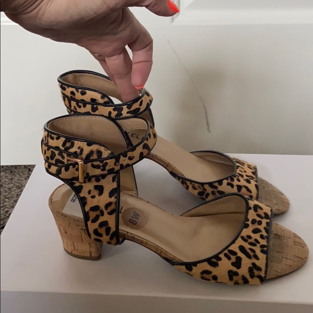 Leopard chunky heels open toe size 8